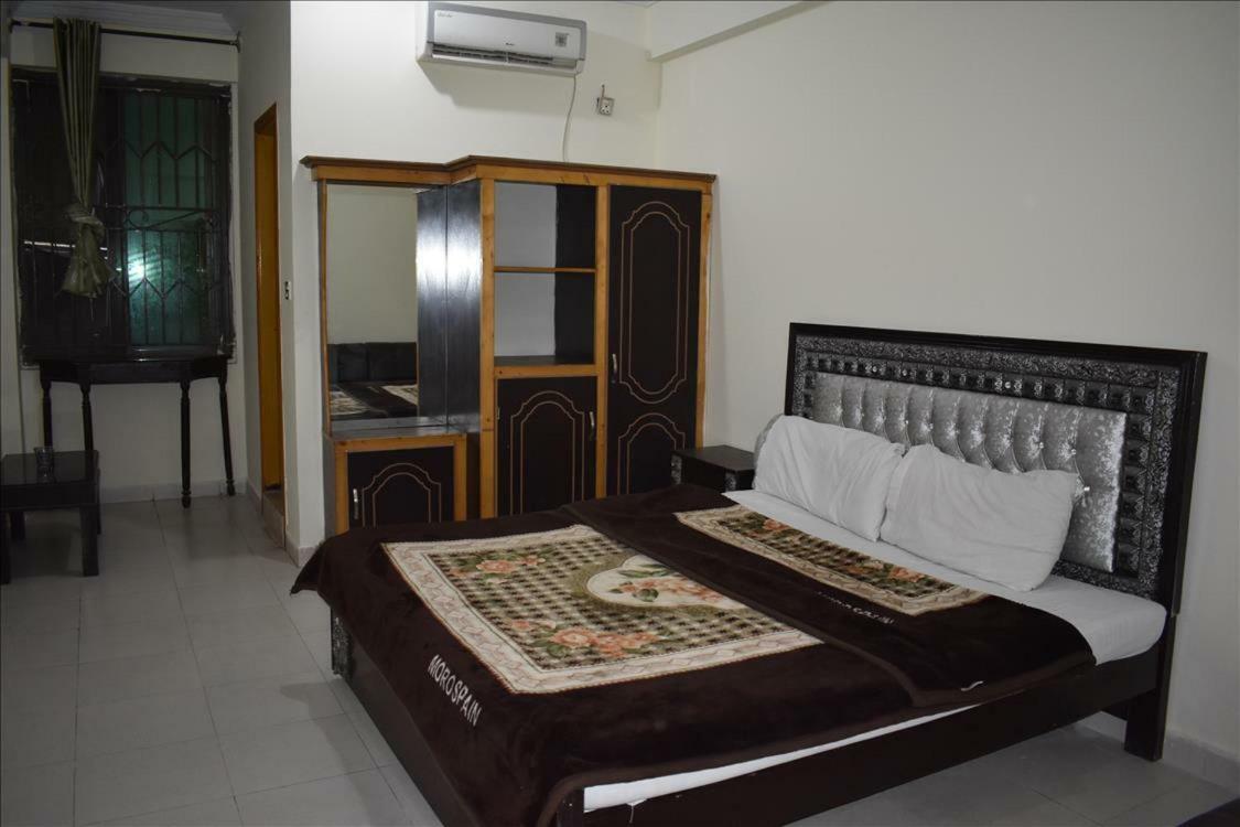Mehran Hotel Rawalpindi Exterior photo